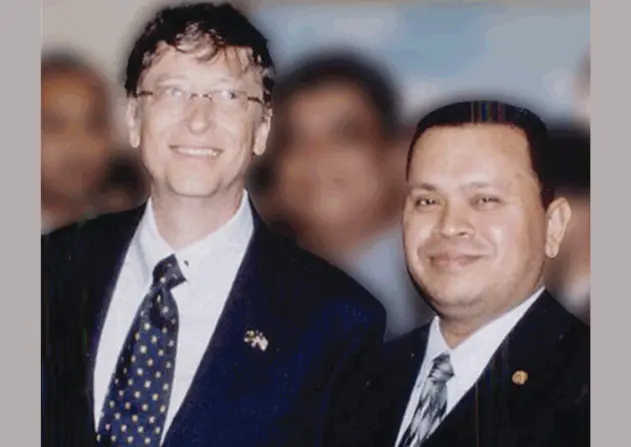 William (Bill) H. Gates, Founder & Technology Advisor of Microsoft Corporation meets the Chairman, Daffodil Group during his visit to Bangladesh.